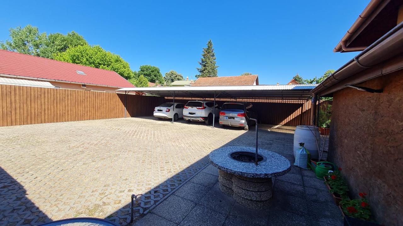 ADA Apartmanház Hajdúszoboszló Exteriér fotografie